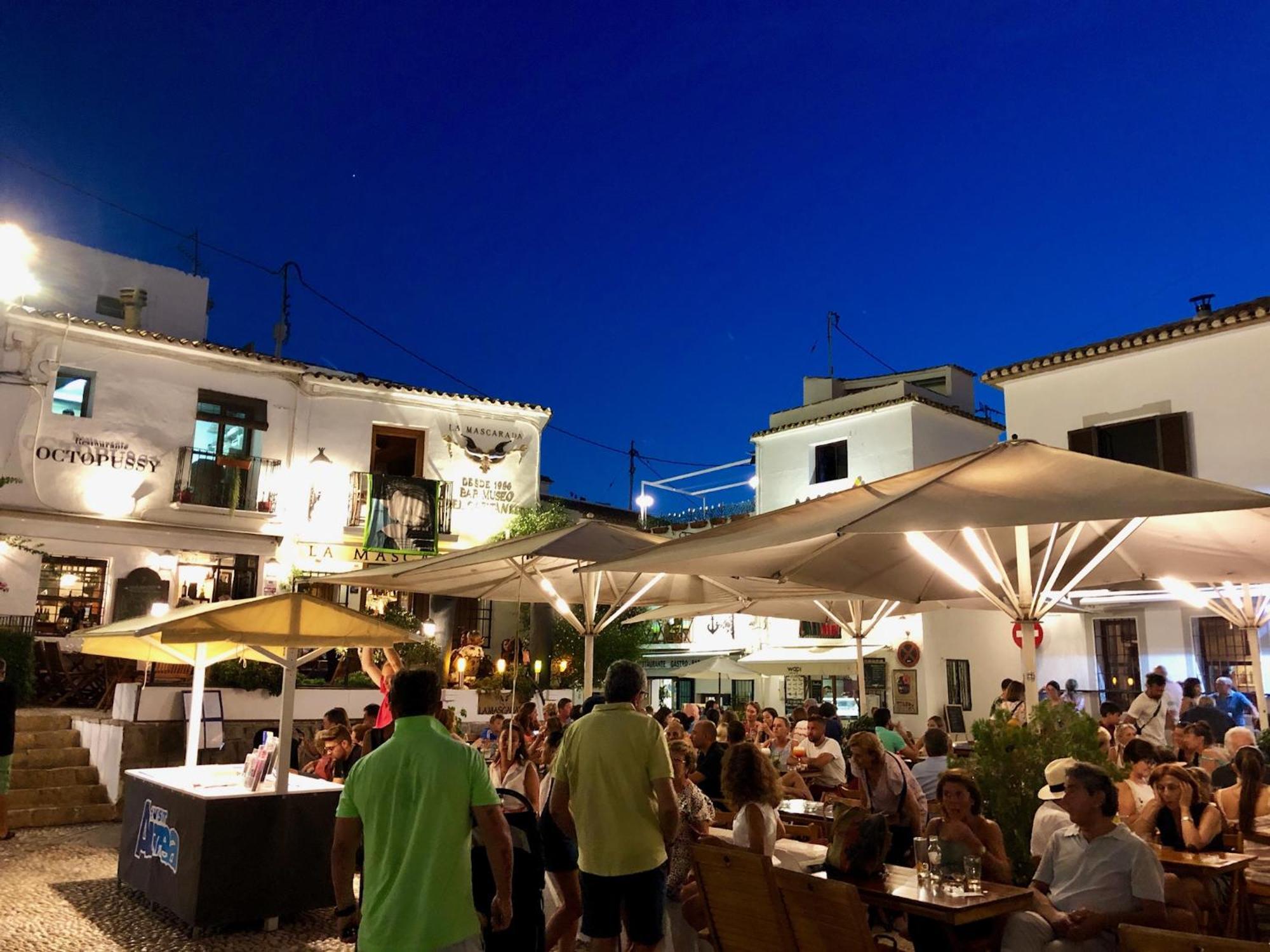 Altea Villa Buraux , Apartamento Con Vistas Al Mar & Parking En El Corazon Del Casco Viejo De Altea Kültér fotó